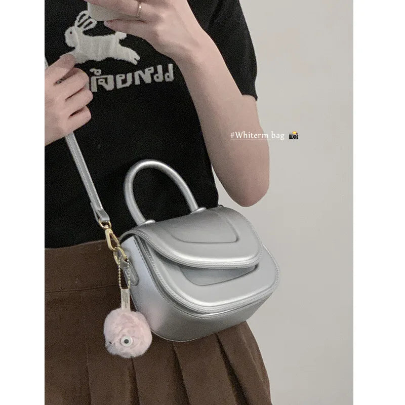 summer simple handbag bag female 2026 new version of the small square bag