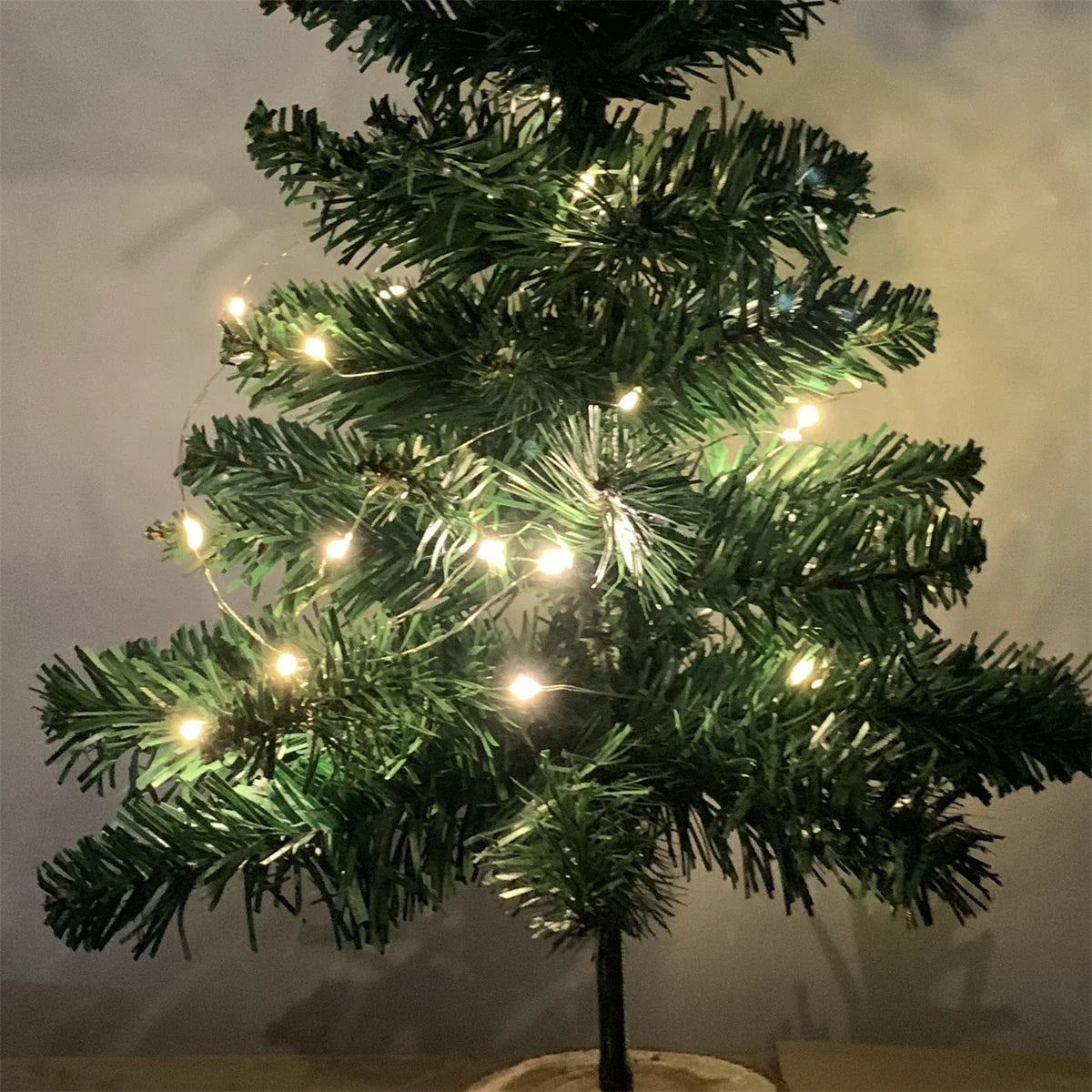 Christmas Tree Ornament Durable Mini Christmas Tree Decoration